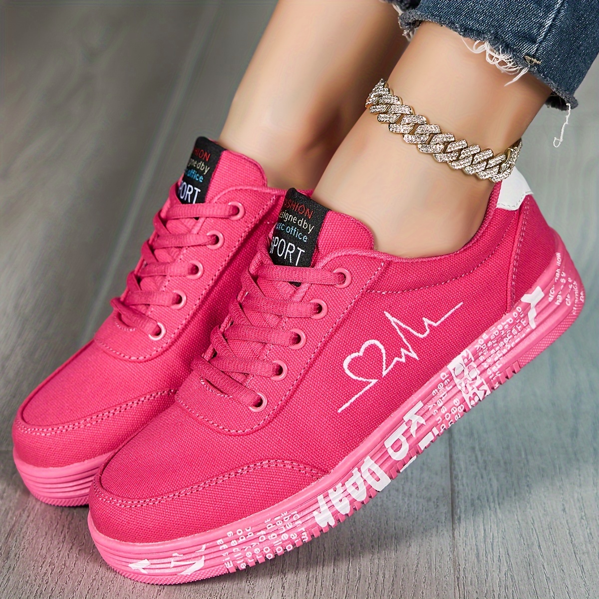 Women s Heart Pattern Canvas Shoes Casual Lace Outdoor Shoes details 9