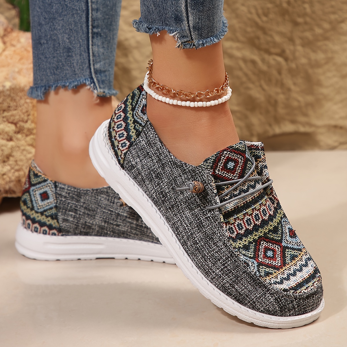geometric pattern canvas shoes women s casual lace outdoor details 2